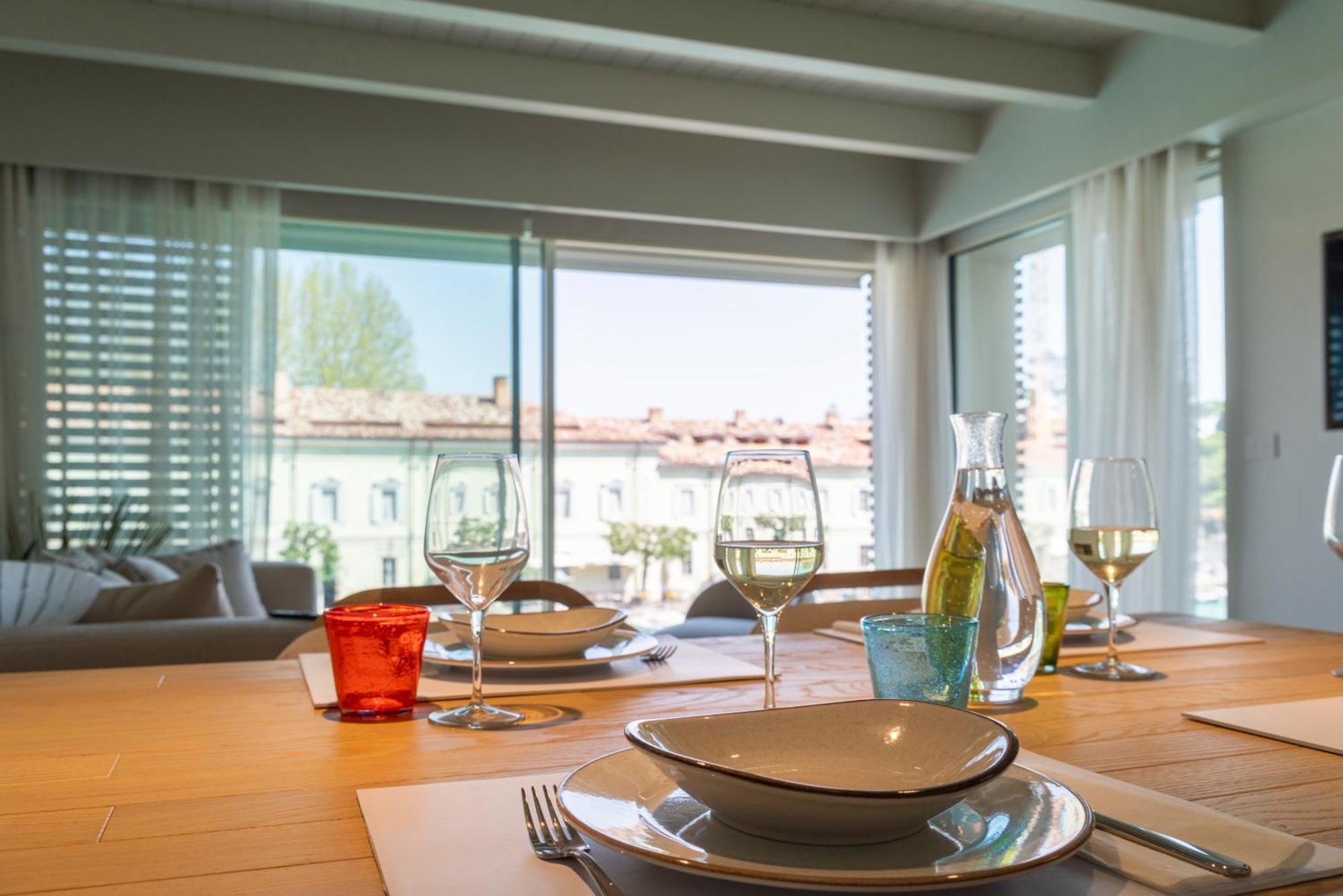 Palazzo Cordigero - Apartments 佩斯基耶拉德加达 外观 照片