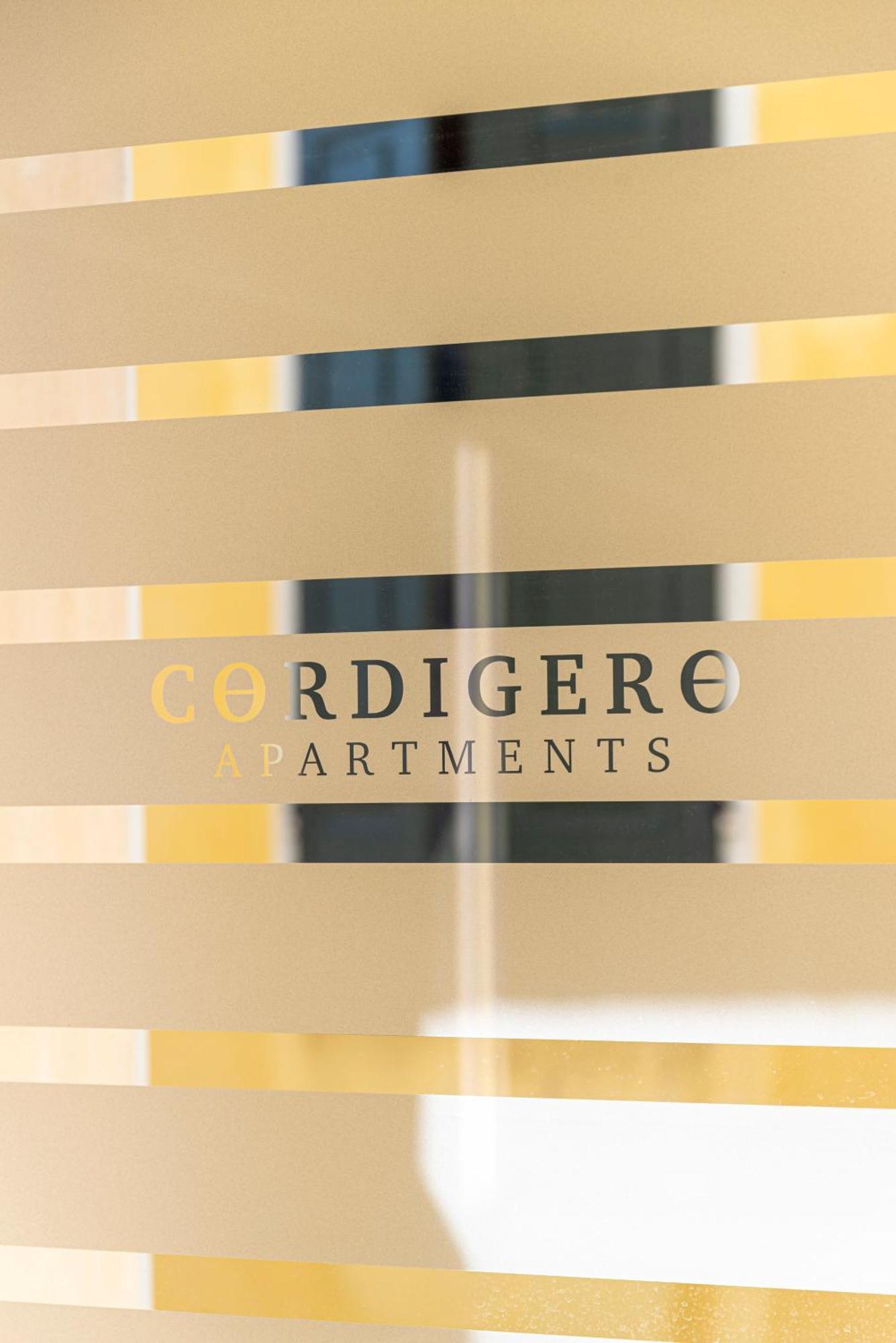 Palazzo Cordigero - Apartments 佩斯基耶拉德加达 外观 照片