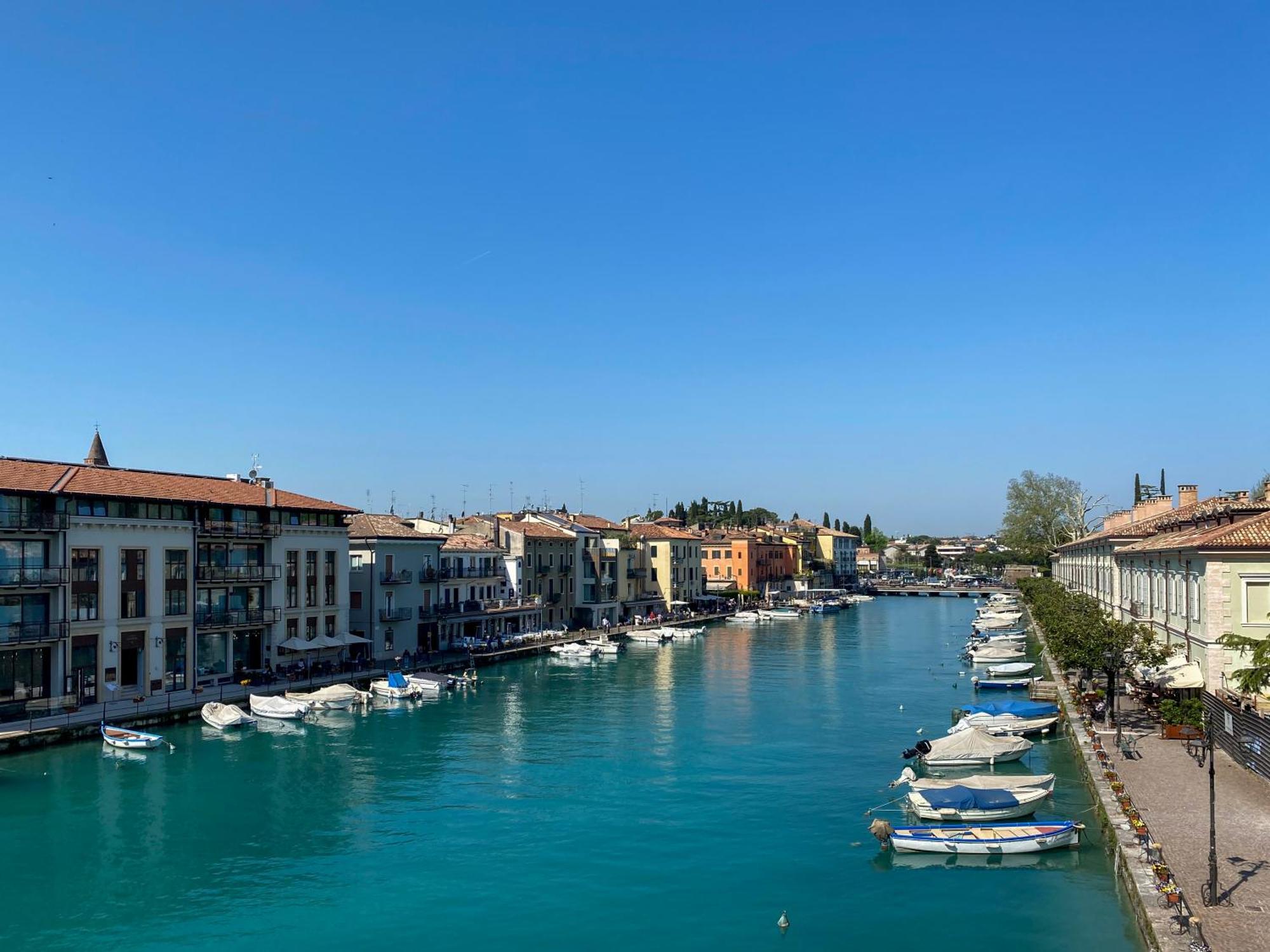 Palazzo Cordigero - Apartments 佩斯基耶拉德加达 外观 照片