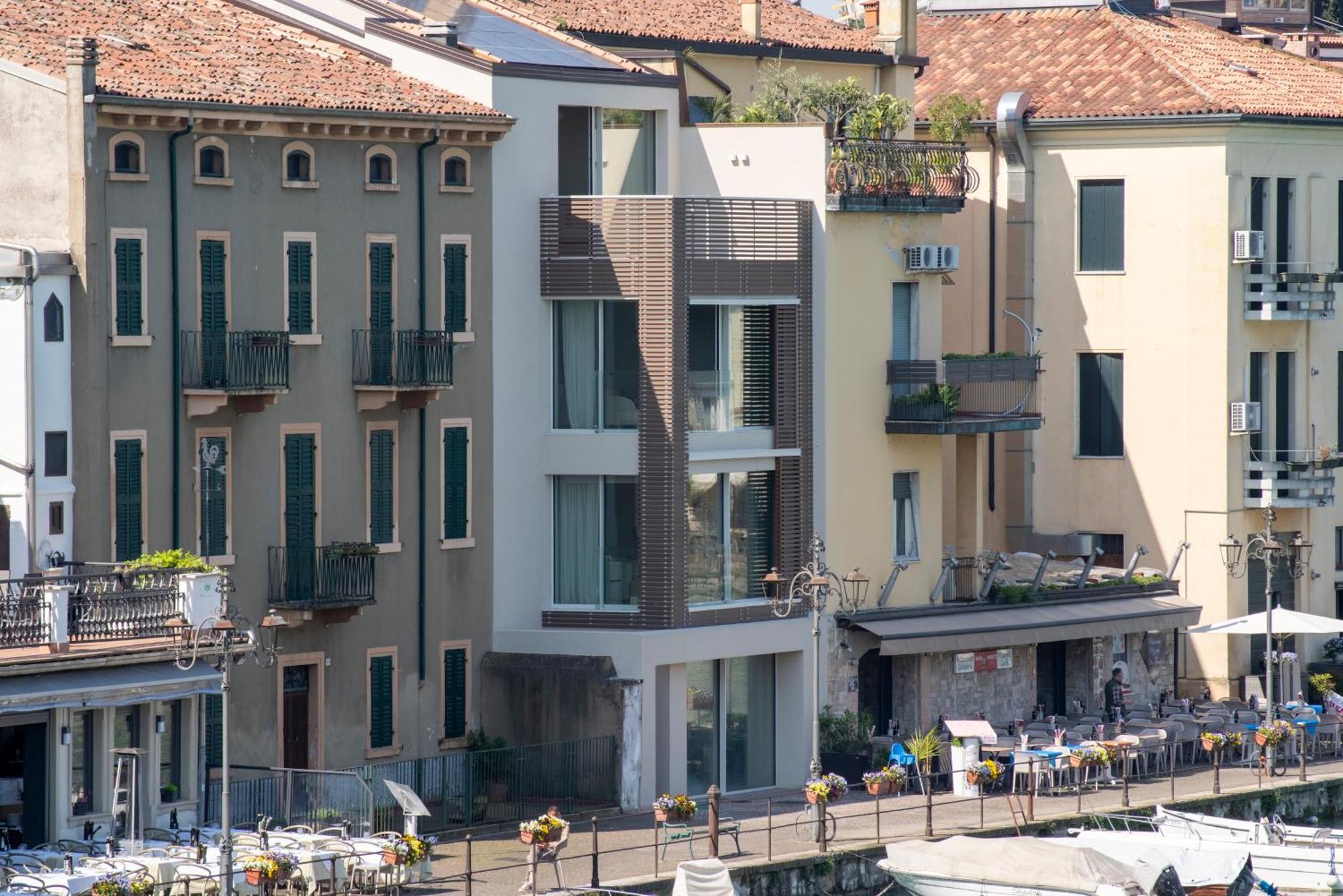 Palazzo Cordigero - Apartments 佩斯基耶拉德加达 外观 照片