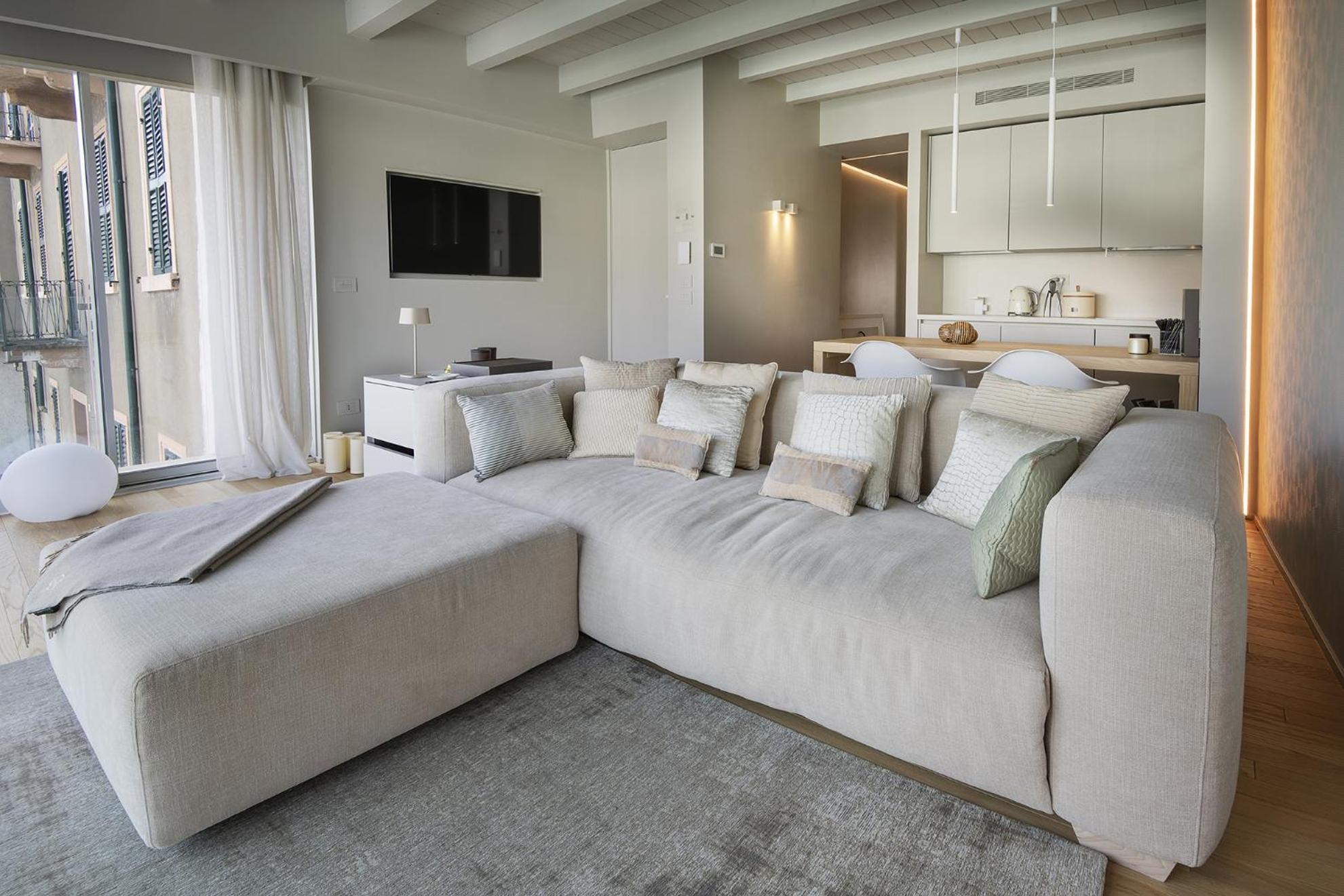 Palazzo Cordigero - Apartments 佩斯基耶拉德加达 外观 照片
